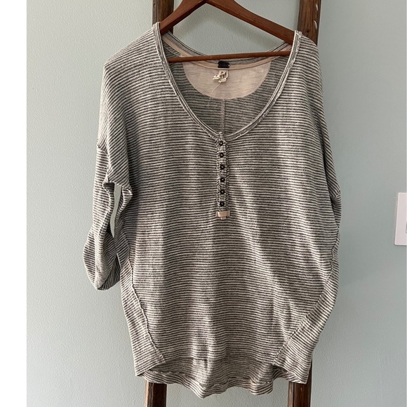 We The Free Striped Tunic Top Button Henley 3/4 Sleeve Gray Size P/S - Picture 2 of 5